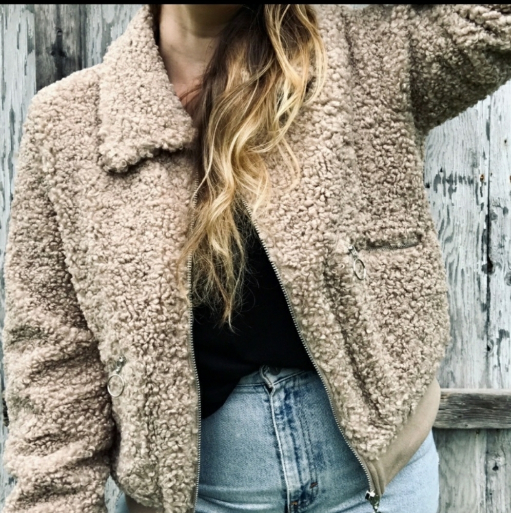 🎉Host Pic 🎉Teddy Bomber Jacket